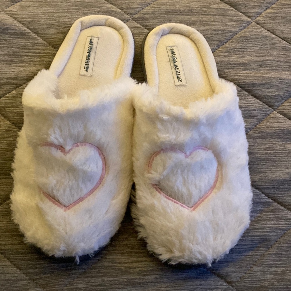 Laura Ashley White Pink-Heart Shaped Slippers